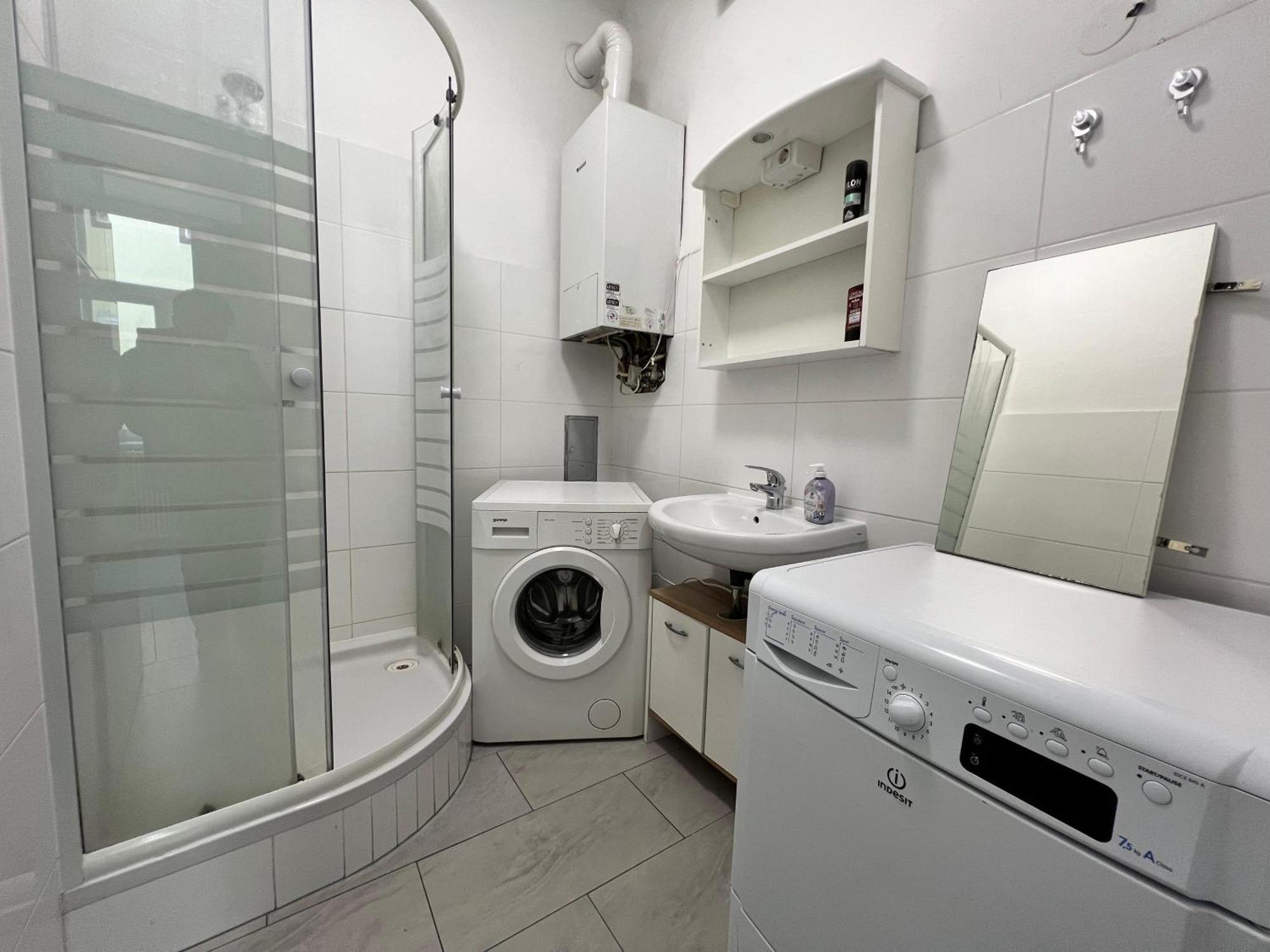Apartment Comfortable 4br Shared Perfect For Groups & Friends Wien