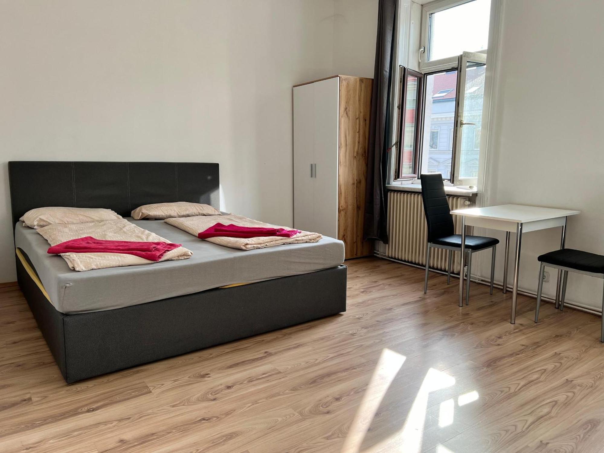 Apartment Comfortable 4br Shared Perfect For Groups & Friends Wien